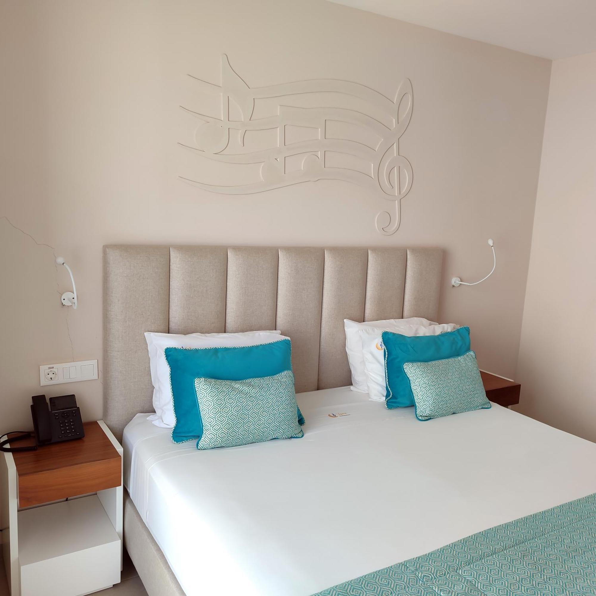 Luna Boutique Hotel Mindelo Ngoại thất bức ảnh